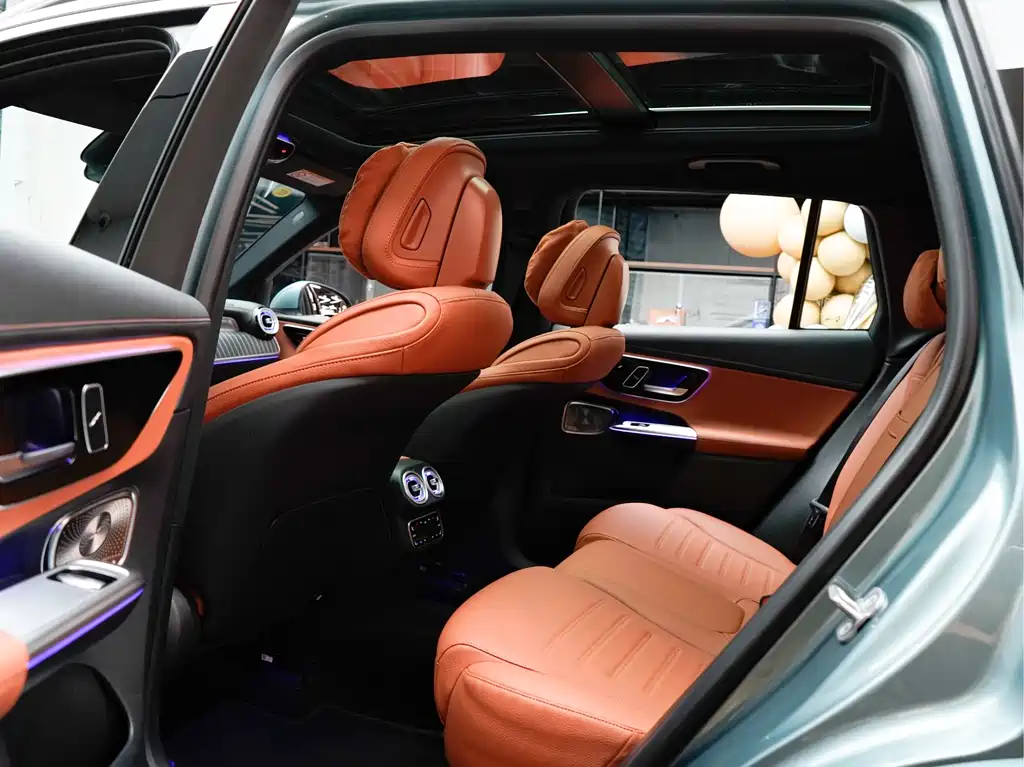 Mercedes-Benz GLC 2025 GLC 300 L 4MATIC luxury model 5 seats купить на сайте DeffCars