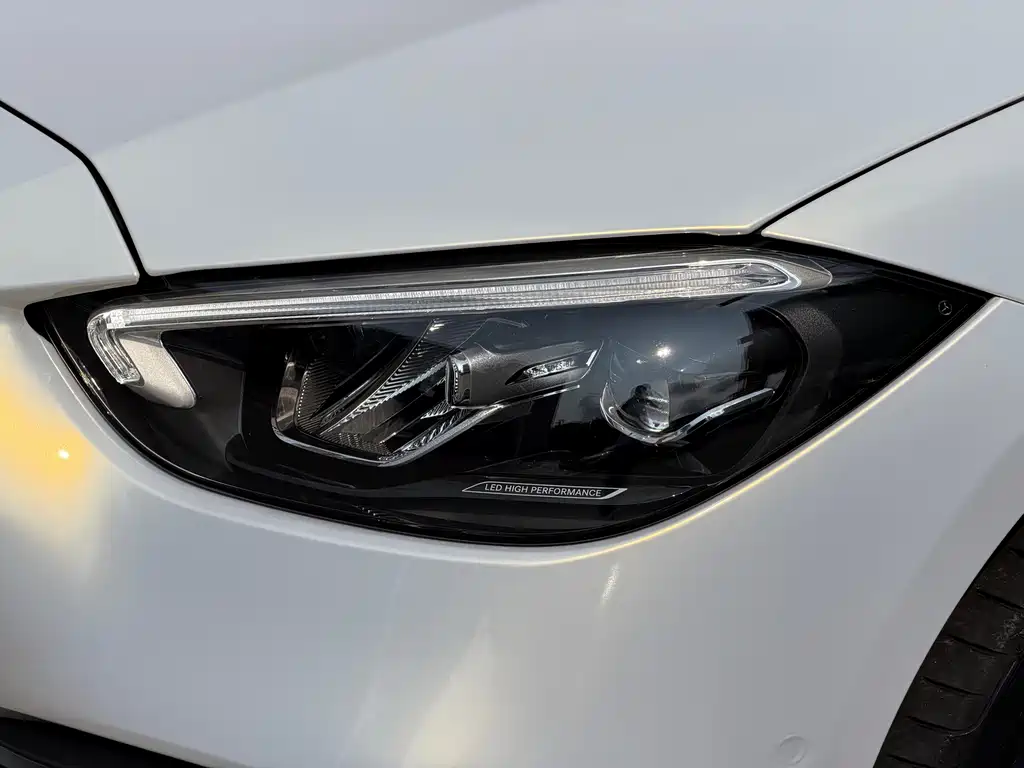 Mercedes-Benz C-Class 2024 facelift C 260 L sports version купить на сайте DeffCars