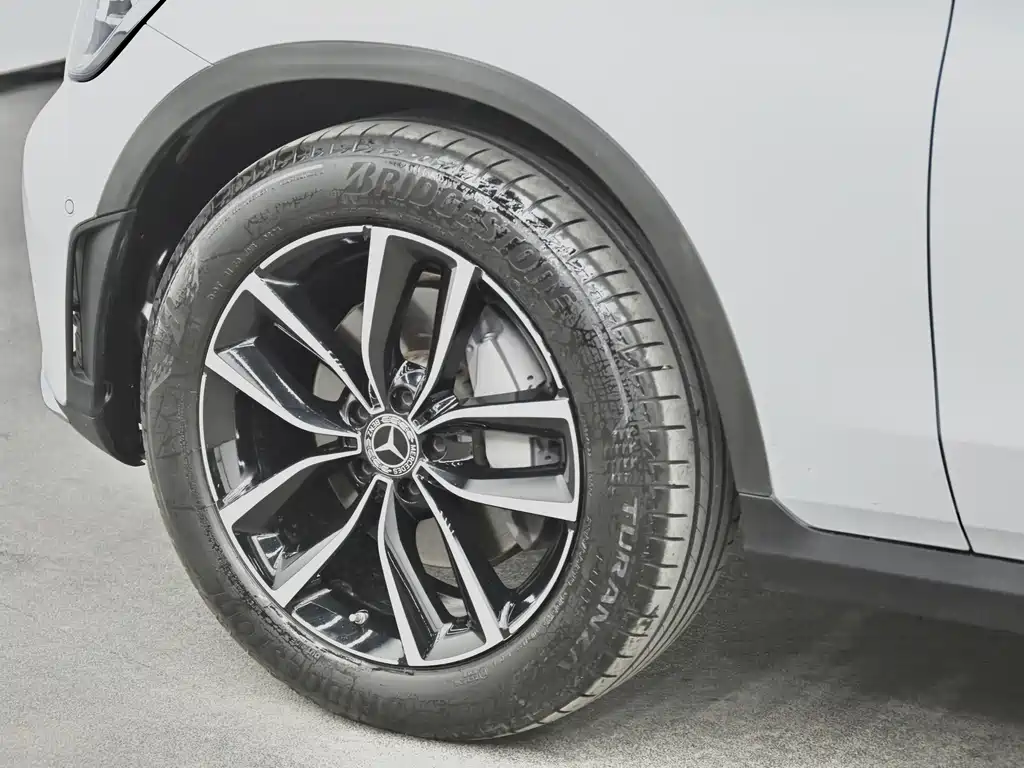 Mercedes-Benz GLC 2022 facelift 2 GLC 260 L 4MATIC luxury model купить на сайте DeffCars
