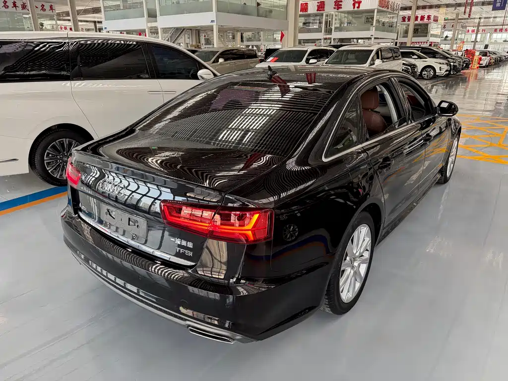 Audi A6L 2018 30th Anniversary Model TFSI Enterprising купить на сайте DeffCars