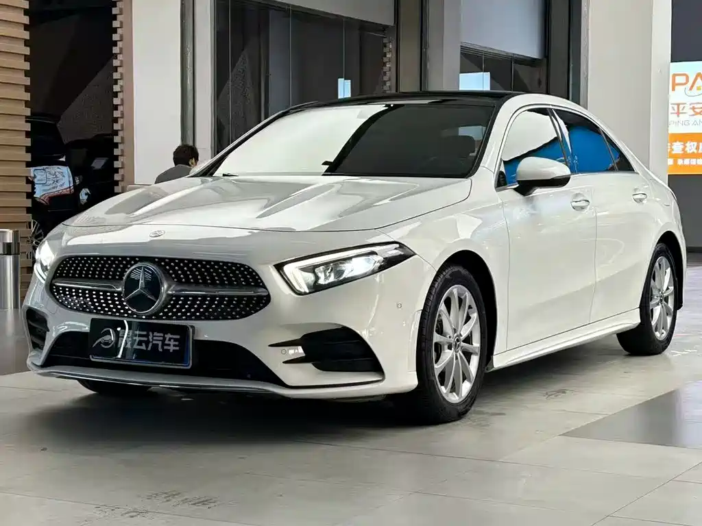 Mercedes-Benz A-Class 2019 A 200 L Sports Sedan купить на сайте DeffCars