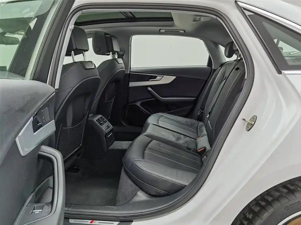 Audi A4L 2020 40 TFSI luxury and dynamic model купить на сайте DeffCars