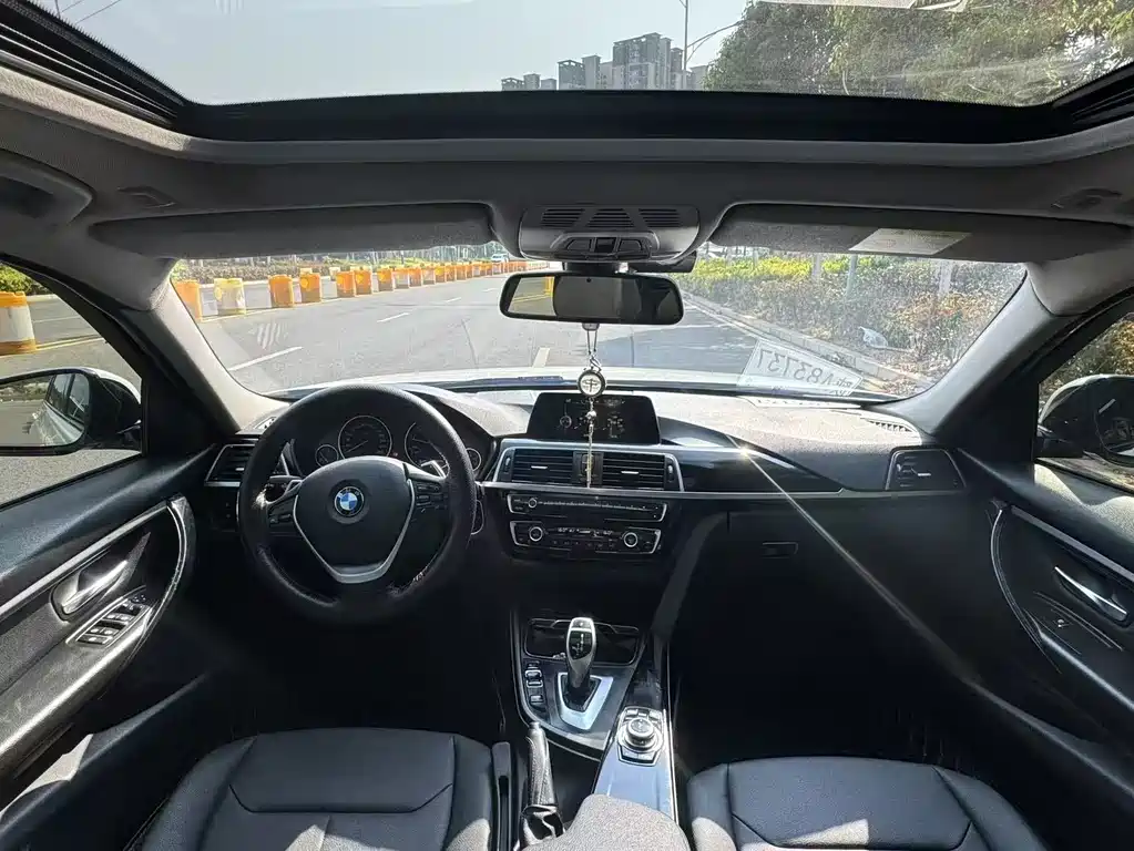 BMW 3 Series 2017 320Li M Sports купить на сайте DeffCars