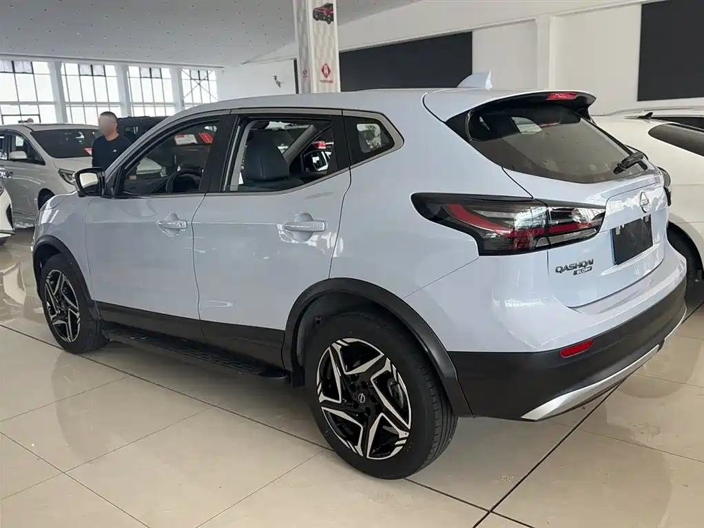 Qashqai 2025 Honor 2.0L CVT XV+ Leading Edition купить на сайте DeffCars