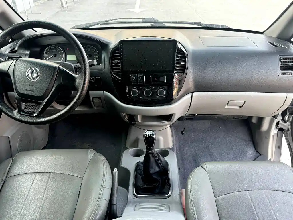 Lingzhi 2018 M3L 1.6L 7-seat comfort model купить на сайте DeffCars