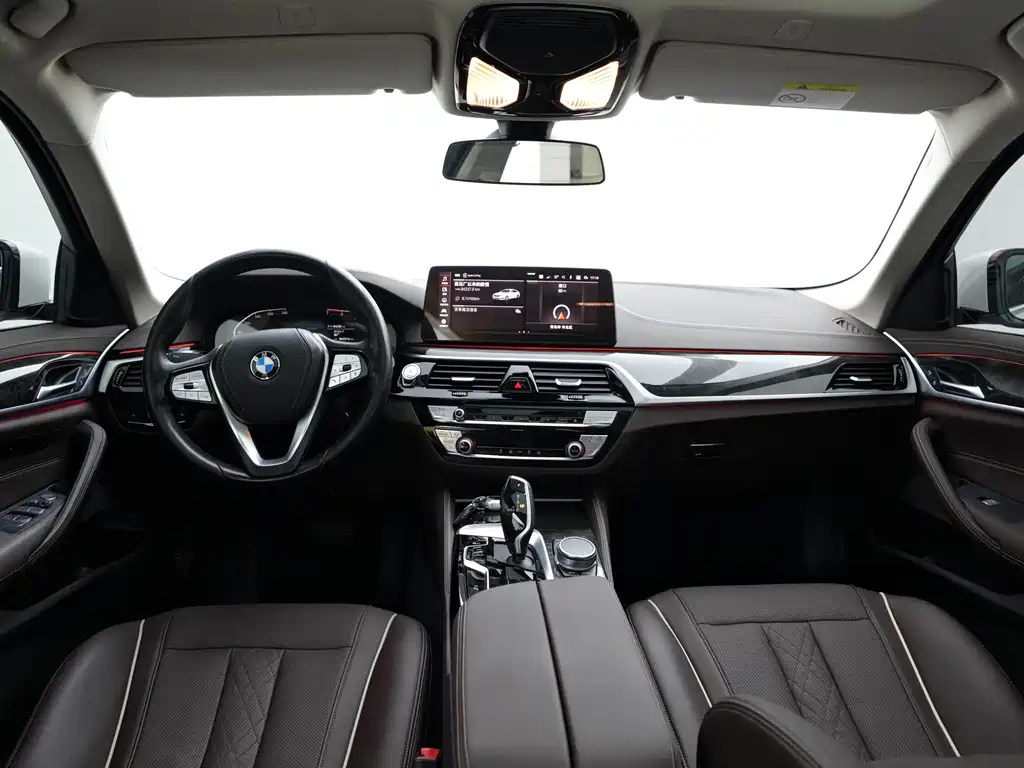 BMW 5 Series 2021 525Li Luxury Package купить на сайте DeffCars