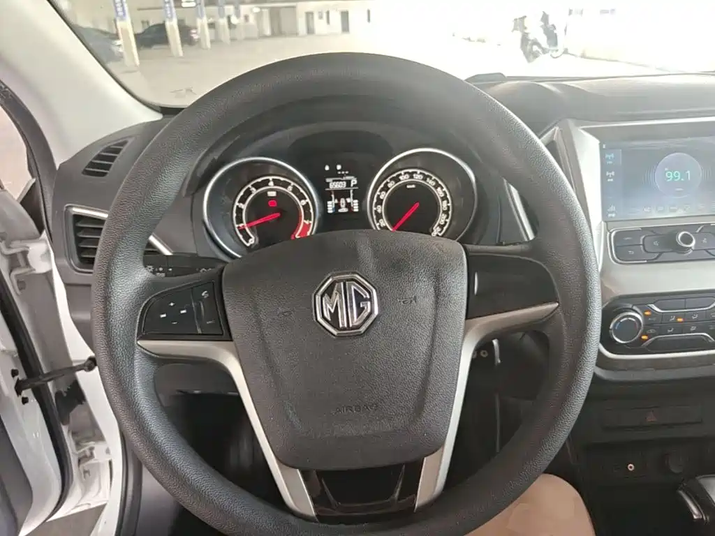MG Motor GT 2016 1.5L Automatic Value Deluxe Edition купить на сайте DeffCars