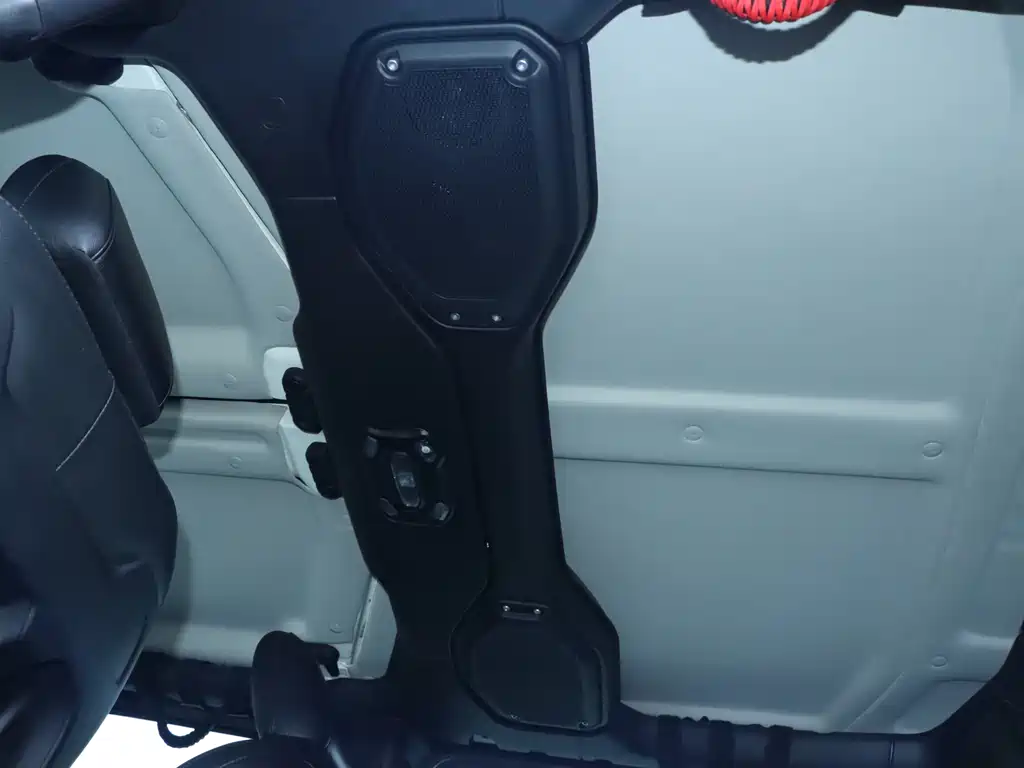 Wrangler 2021 2.0T Robin Hood Four-Door Edition купить на сайте DeffCars