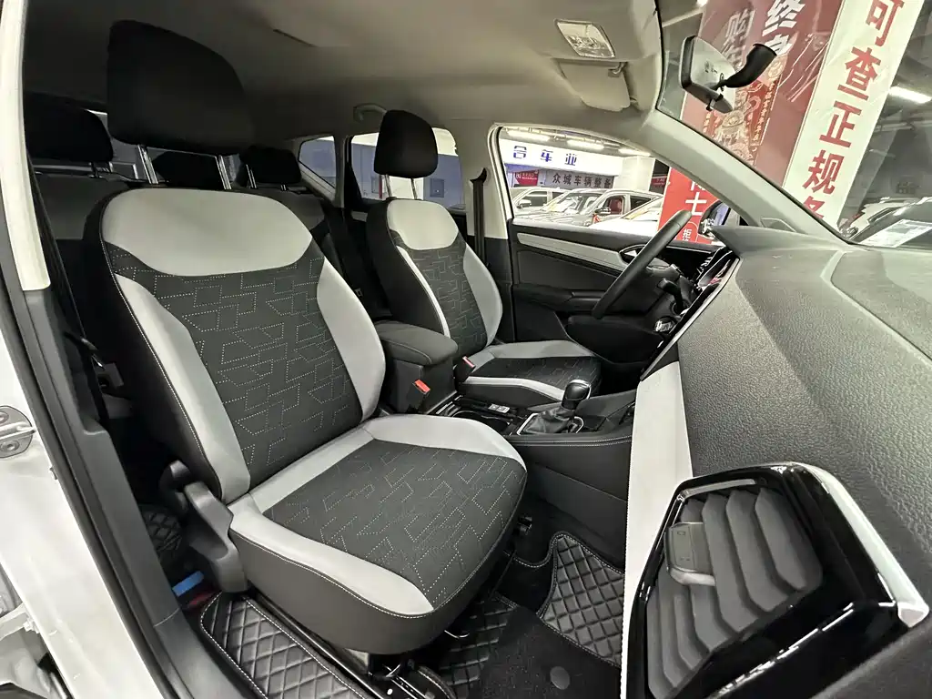 Jetta VS5 2023 280TSI automatic aggressive model купить на сайте DeffCars