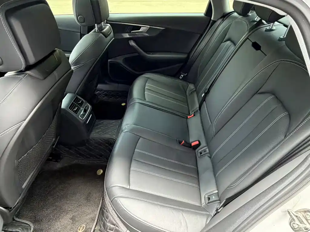 Audi A4L 2021 40 TFSI Advanced Life Edition купить на сайте DeffCars