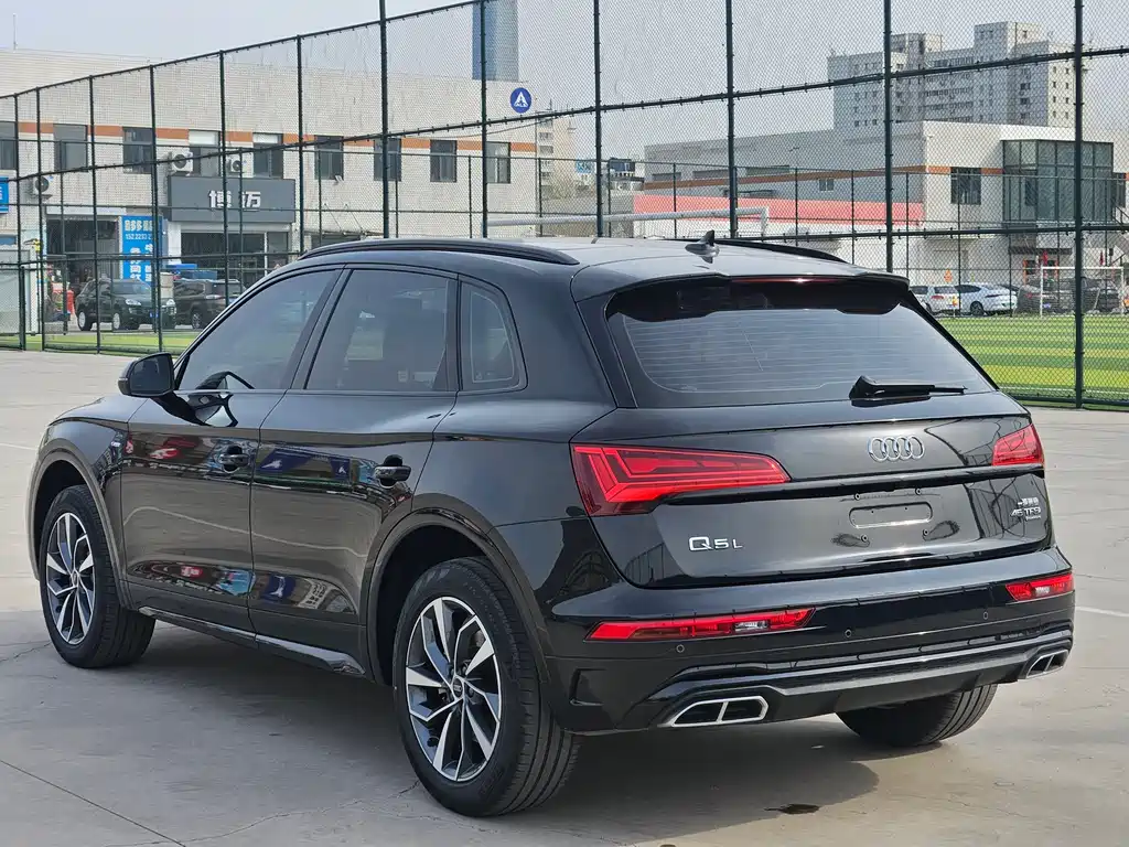 Audi Q5L 2023 40T luxury and dynamic model купить на сайте DeffCars