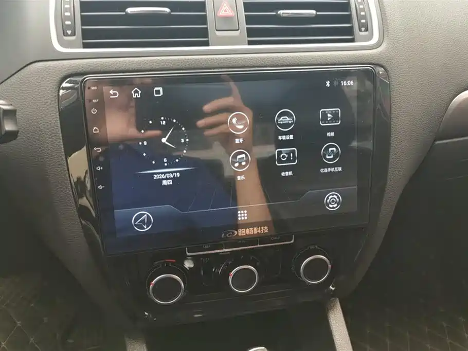 Sagitar 2012 1.4TSI automatic fashion model купить на сайте DeffCars