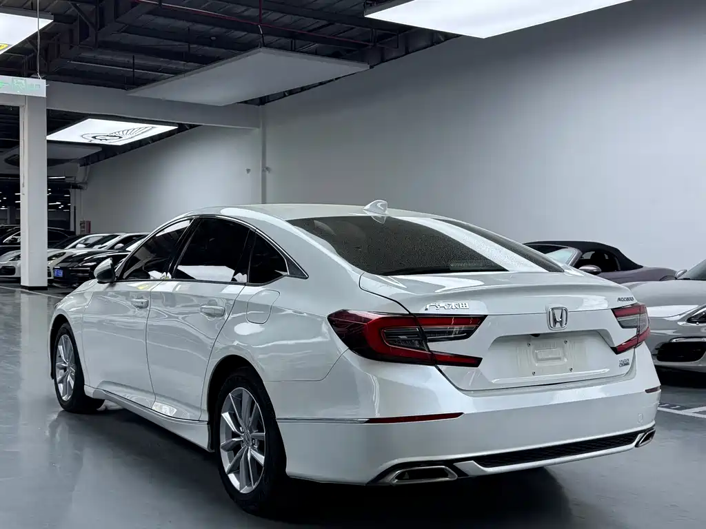 Accord 2022 260TURBO Deluxe Edition купить на сайте DeffCars