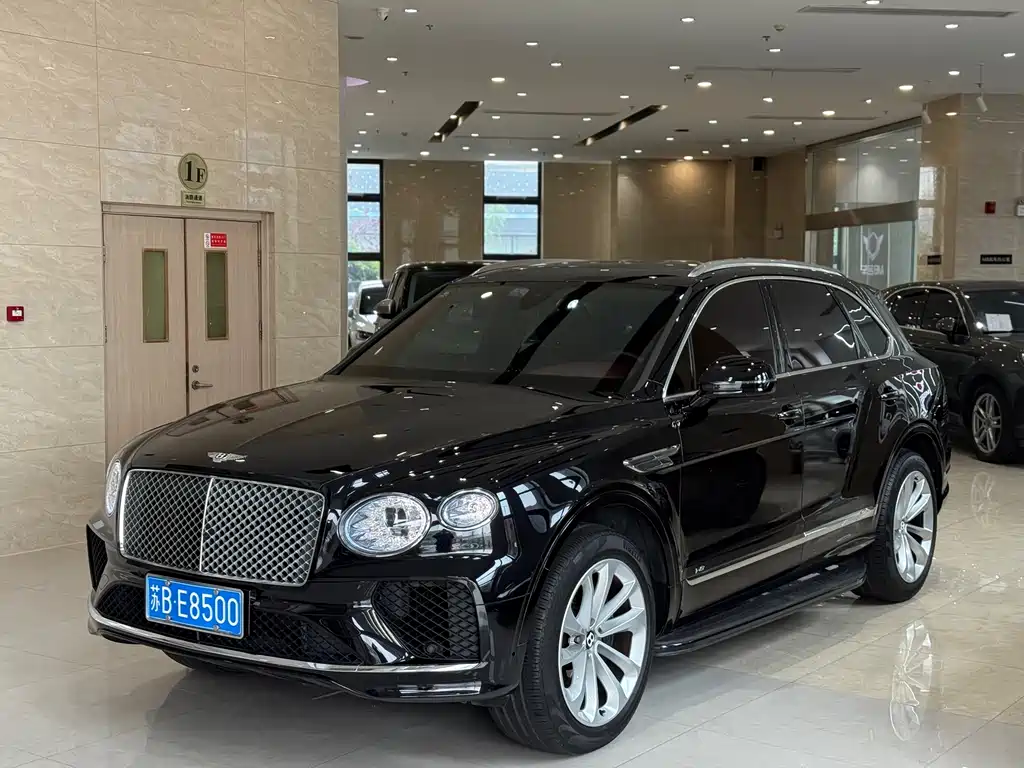 Bentayga 2021 4.0T V8 купить на сайте DeffCars