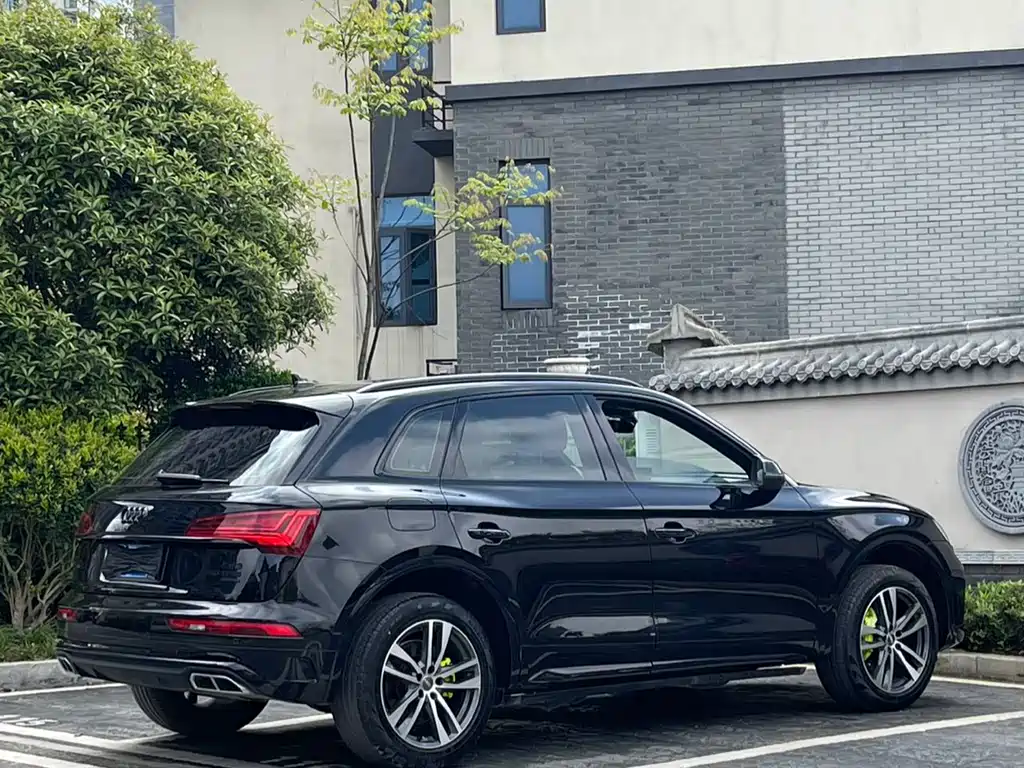 Audi Q5L 2023 40T luxury and dynamic model купить на сайте DeffCars