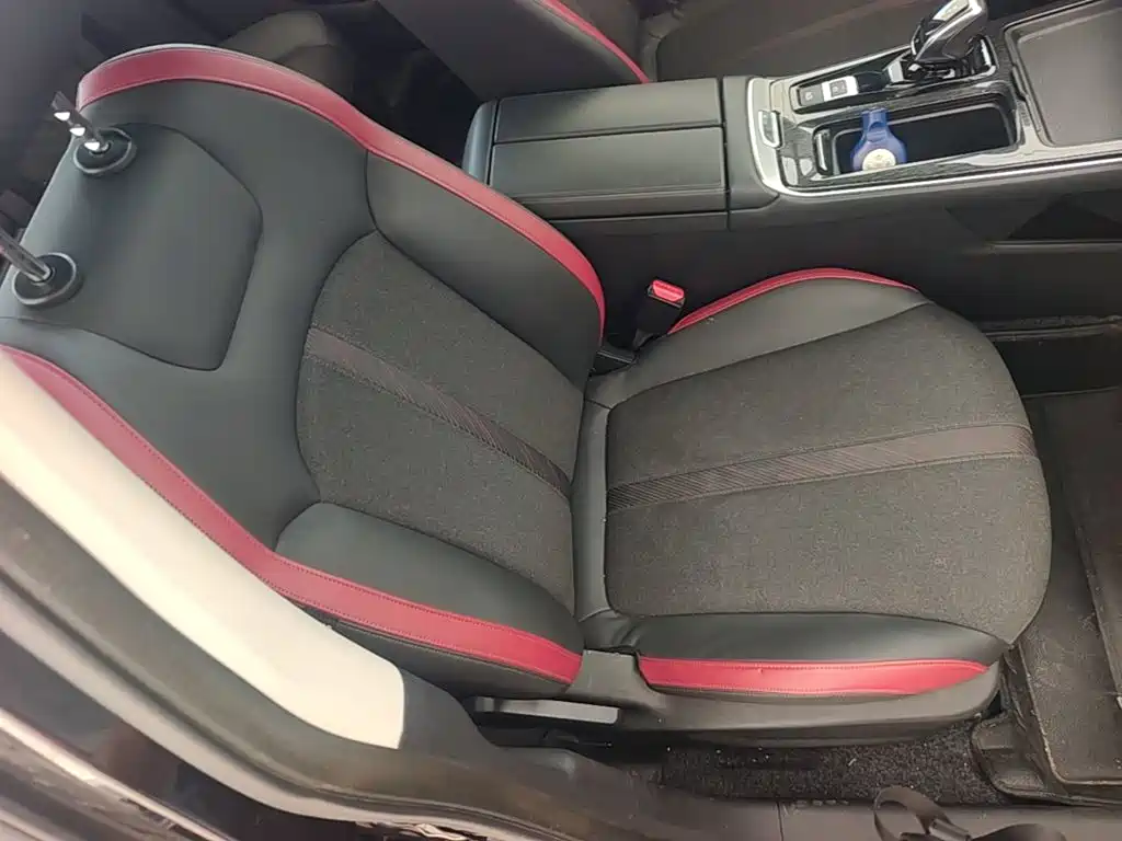 Yixuan max 2021 1.5T Ultra Daddy Edition купить на сайте DeffCars