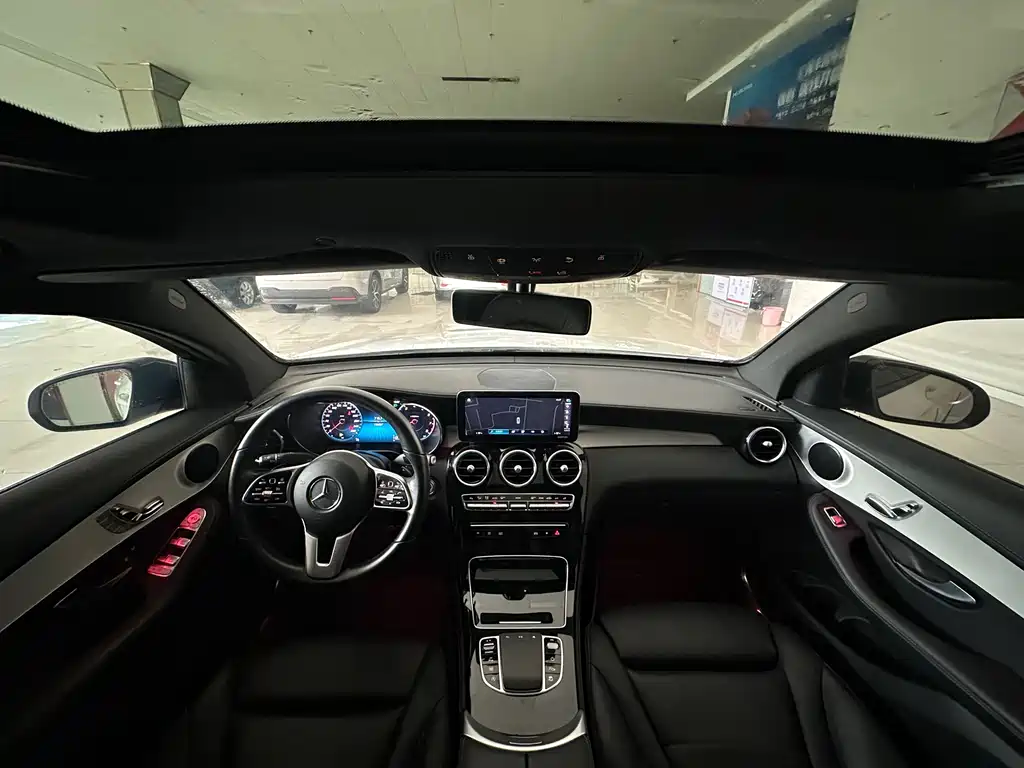Mercedes-Benz GLC Coupe 2020 GLC 260 4MATIC Coupe SUV купить на сайте DeffCars
