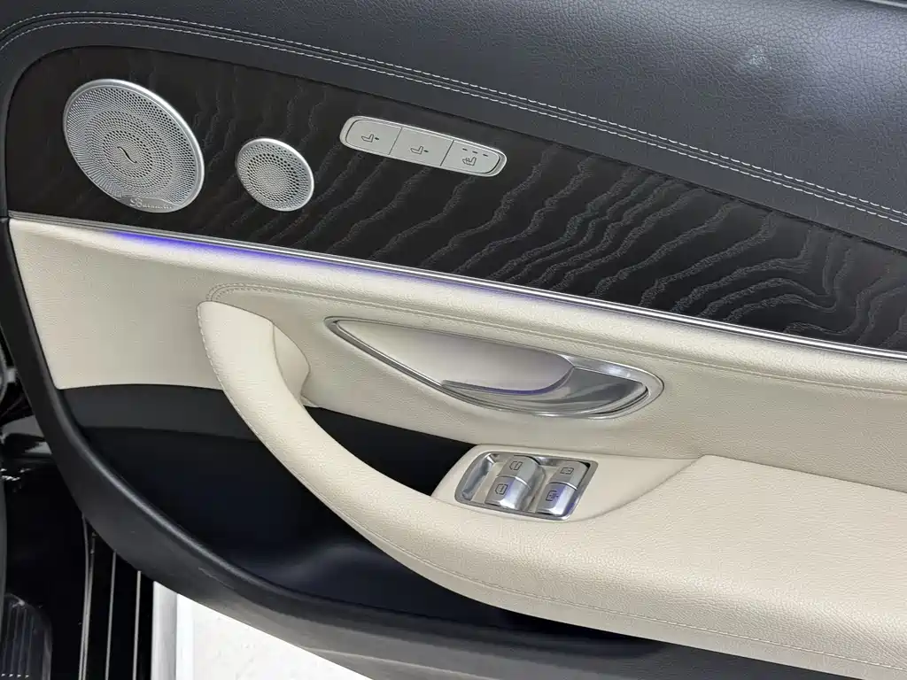 Mercedes-Benz E-Class 2017 E 300 L Sports Luxury Model купить на сайте DeffCars