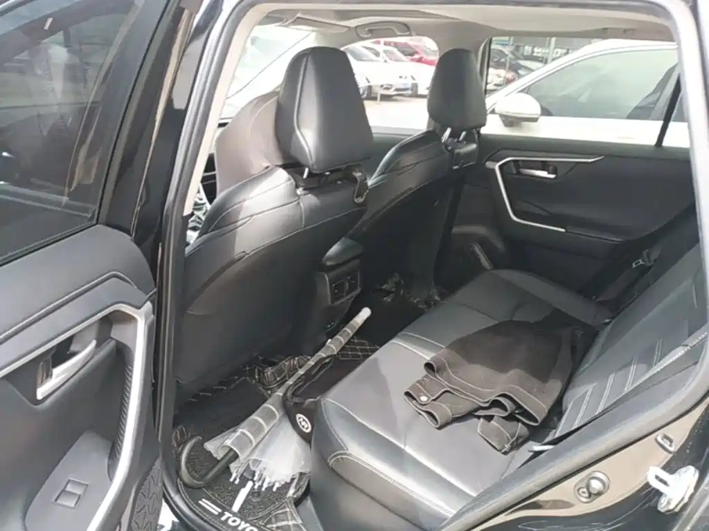 Wilanda 2022 dual engine 2.5L E-CVT two-wheel drive luxury PLUS version купить на сайте DeffCars