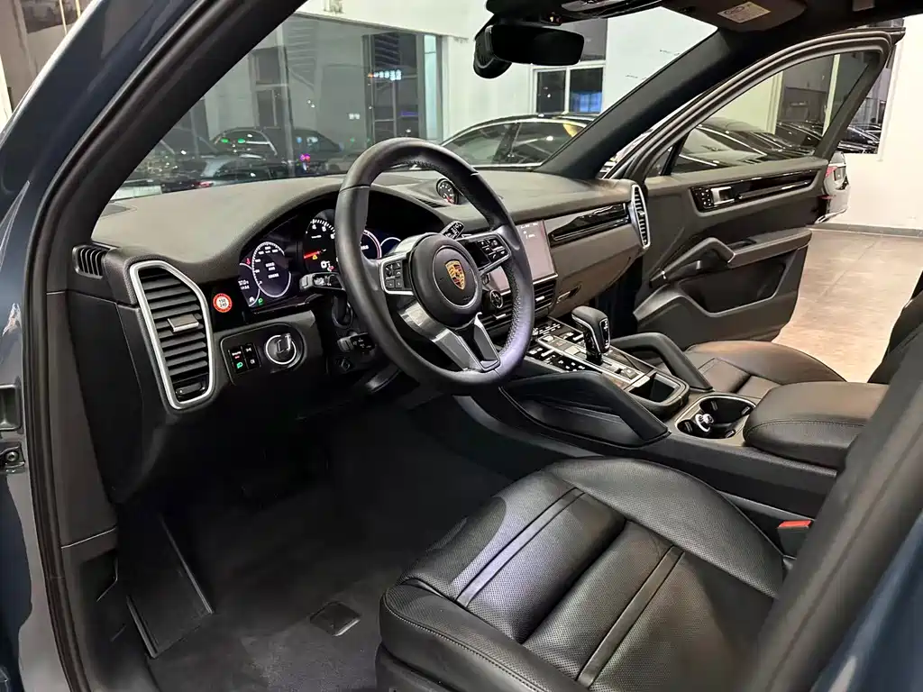 Cayenne 2018 3.0T купить на сайте DeffCars