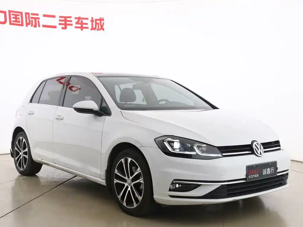Golf 2019 280TSI DSG comfort model National VI купить на сайте DeffCars