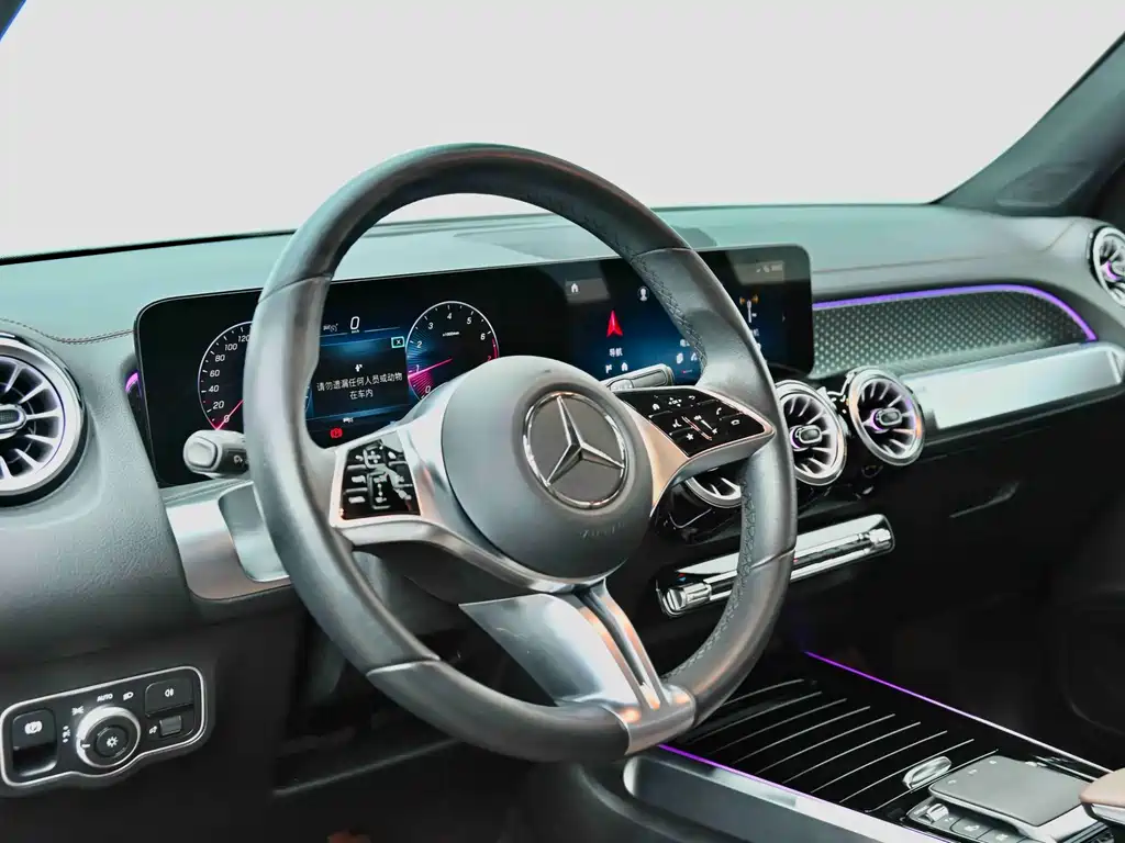 Mercedes-Benz GLB 2024 GLB 220 Fashion Model купить на сайте DeffCars