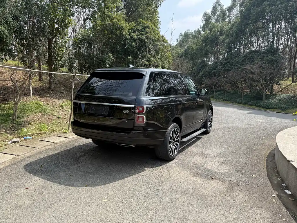 Range Rover 2022 3.0 L6 360PS Grand Edition купить на сайте DeffCars