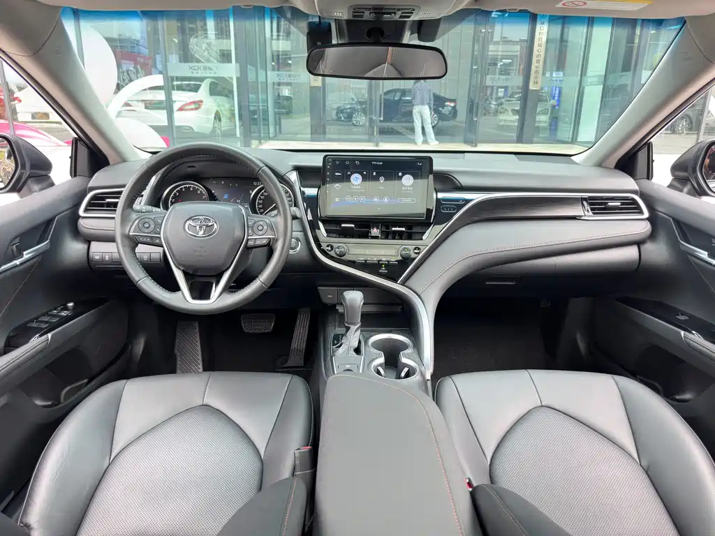 Camry 2021 2.0G Deluxe Edition купить на сайте DeffCars