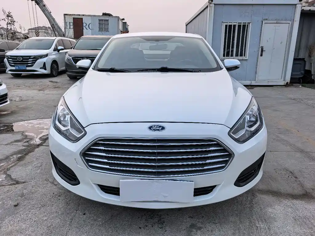 Escort 2017 facelift 1.5L automatic comfort model купить на сайте DeffCars