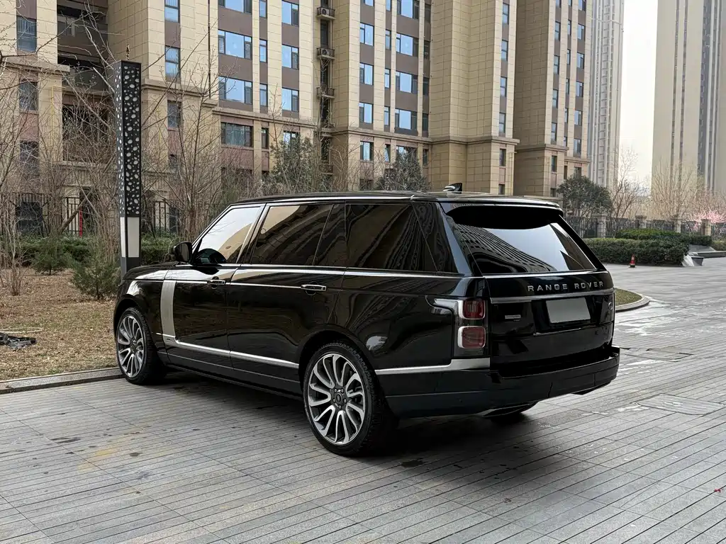 Range Rover 2022 3.0 L6 400PS Honor Creation Extended Edition купить на сайте DeffCars