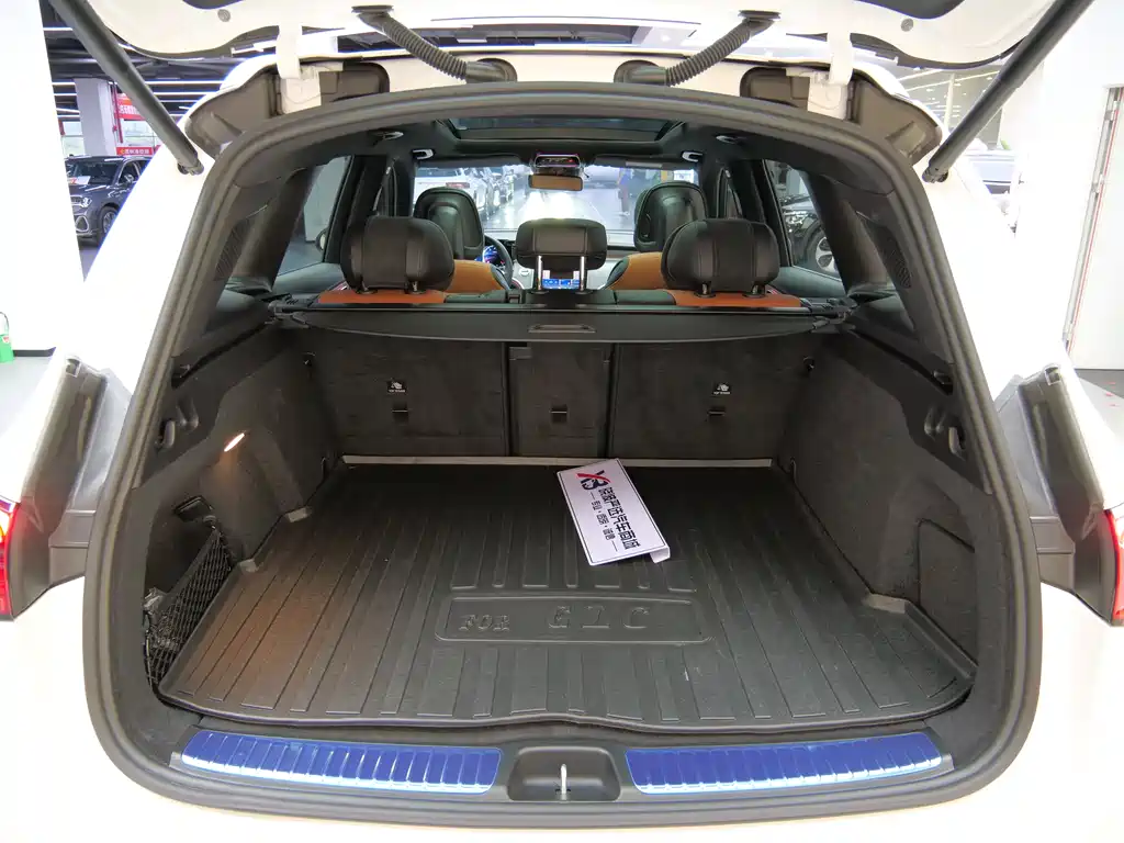 Mercedes-Benz GLC 2025 GLC 260 L 4MATIC Dynamic купить на сайте DeffCars