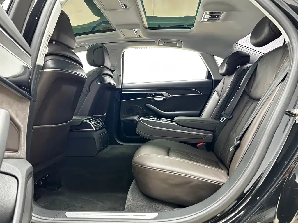 Audi A8 2019 Plus A8L 50 TFSI quattro comfort type купить на сайте DeffCars