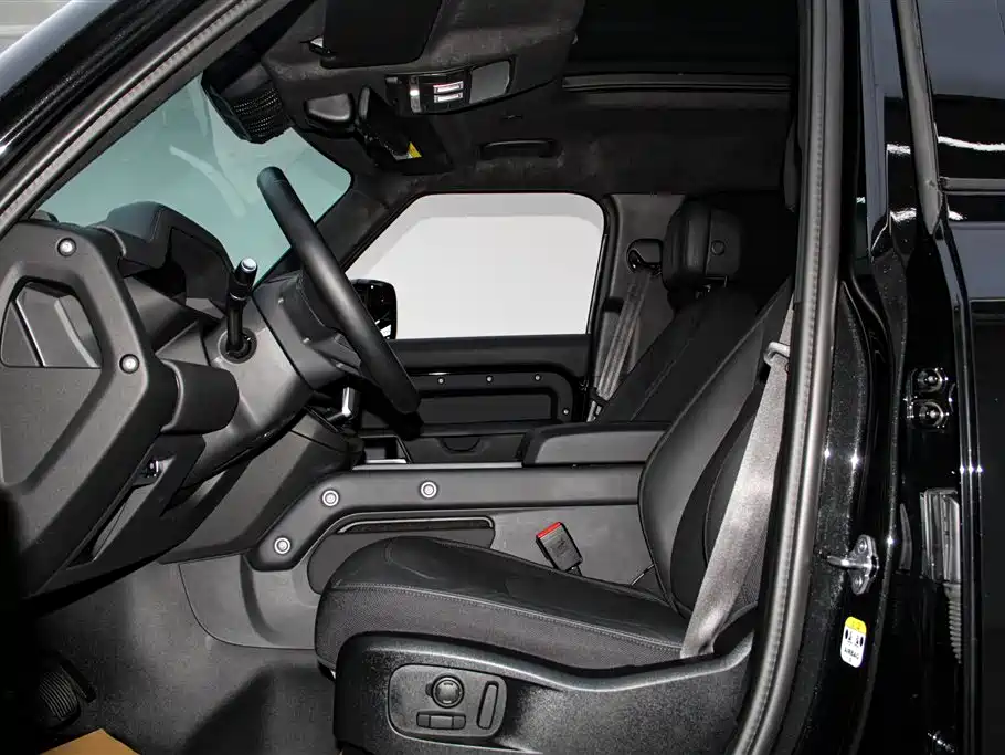Land Rover Defender 2025 110 3.0T P400 X-Dynamic HSE купить на сайте DeffCars