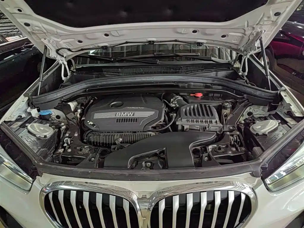 BMW X1 2022 sDrive25Li Leading Model купить на сайте DeffCars
