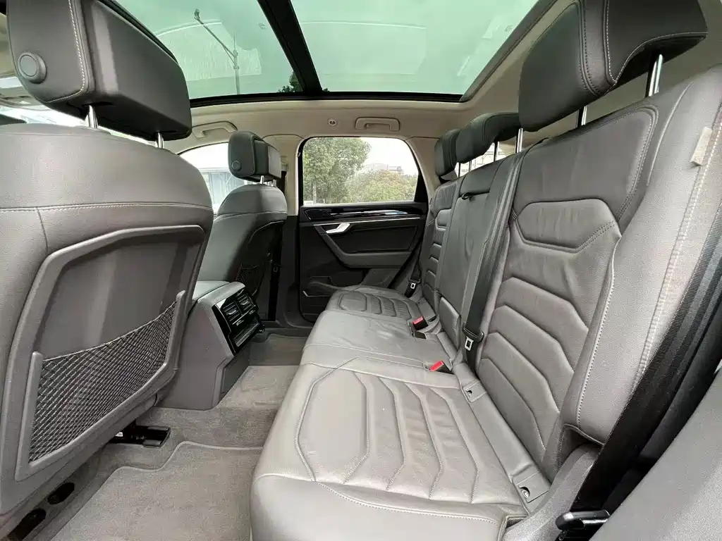 Touareg 2020 2.0TSI Ruishang Edition National VI купить на сайте DeffCars