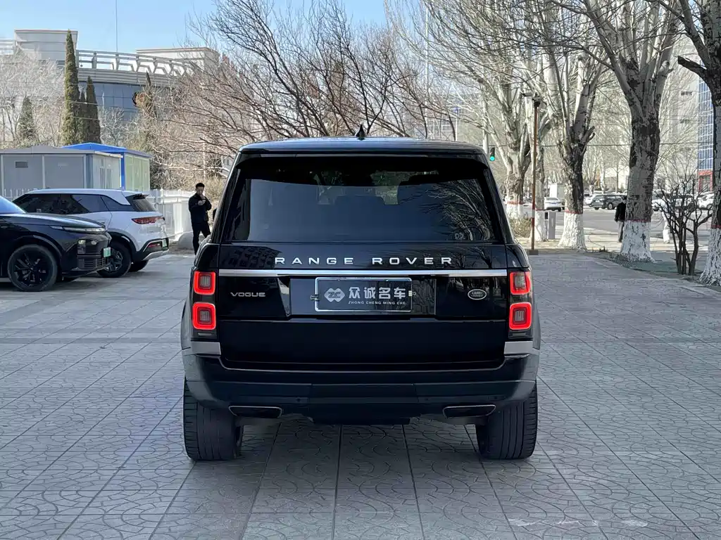 Range Rover 2019 3.0 SC V6 Legendary Extended Edition купить на сайте DeffCars