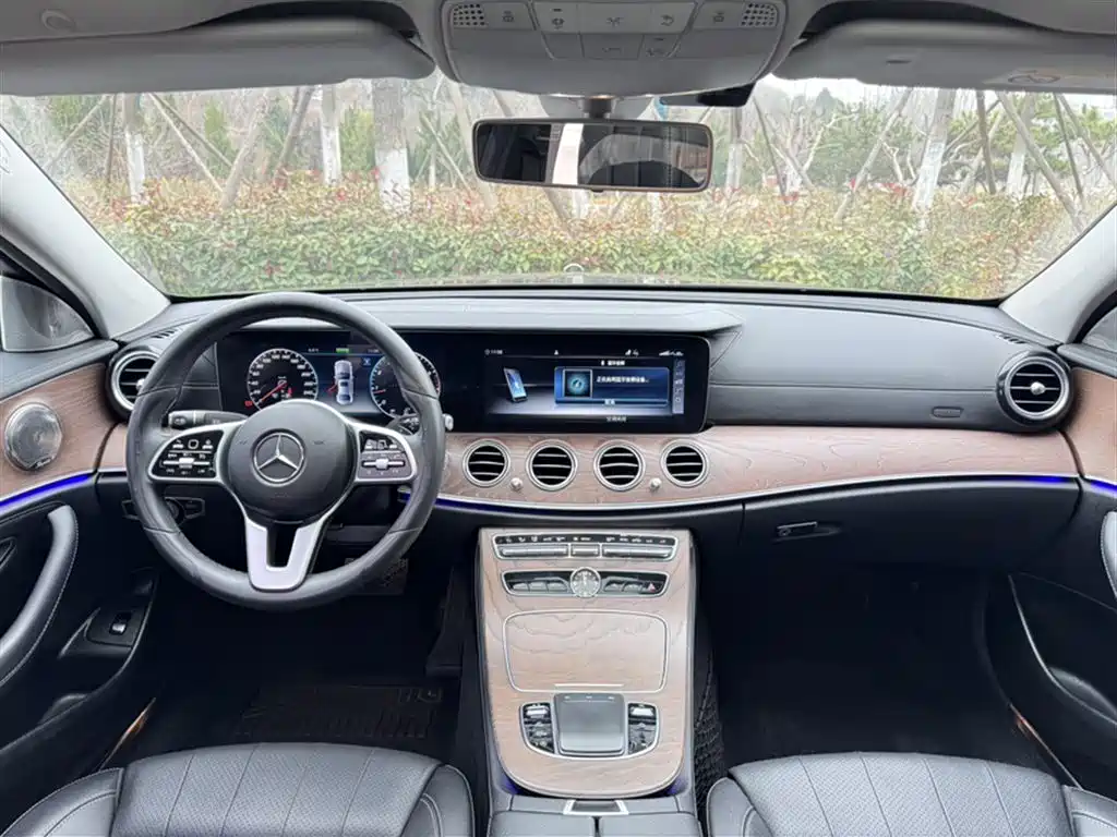 Mercedes-Benz E-Class 2020 E 260 L купить на сайте DeffCars