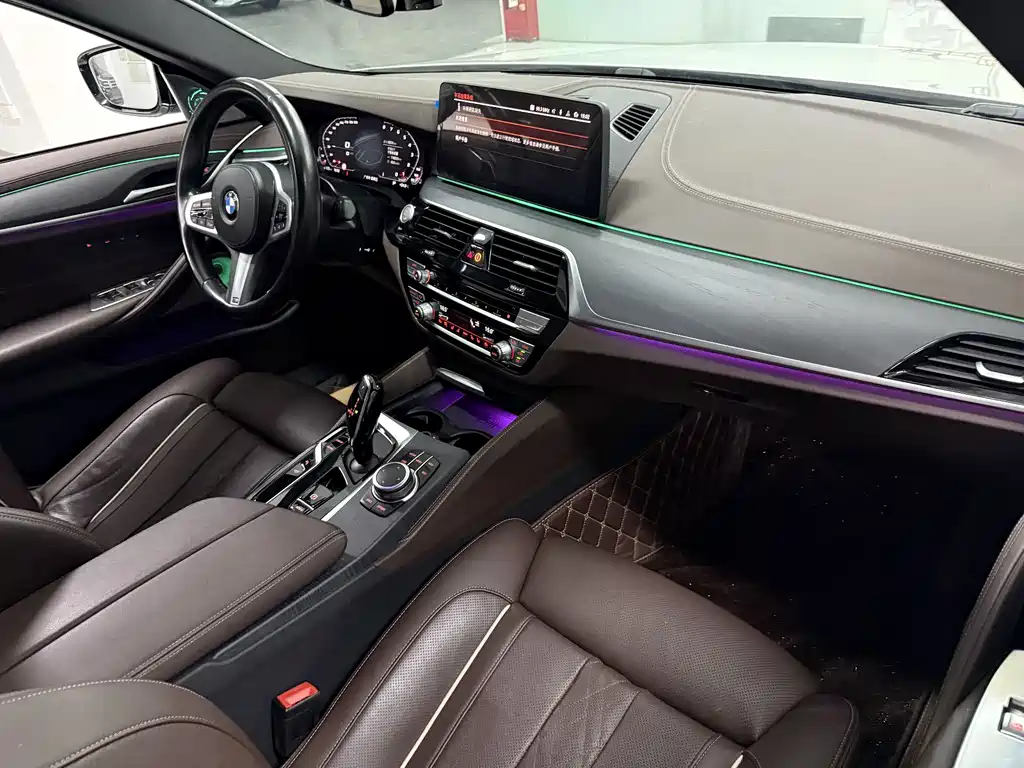 BMW 5 Series 2022 Facelift 2 530Li Exclusive M Sports Package купить на сайте DeffCars