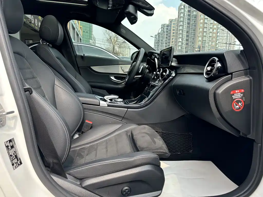 Mercedes-Benz C-Class 2018 C 200 Sports Edition купить на сайте DeffCars