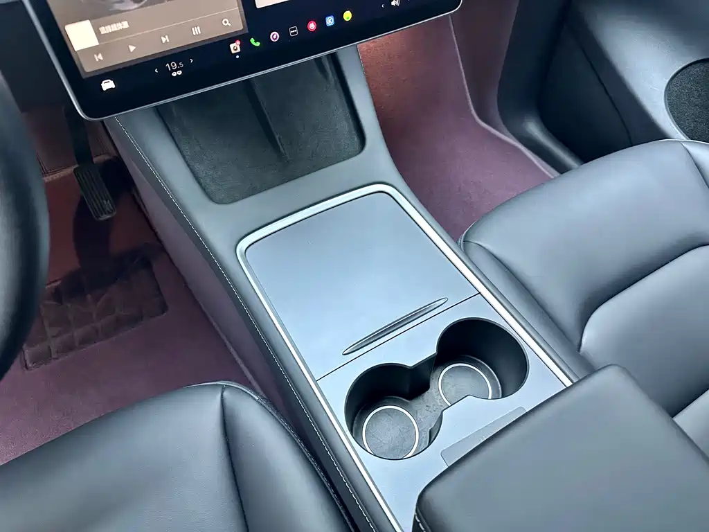 Model Y 2022 rear-wheel drive version купить на сайте DeffCars