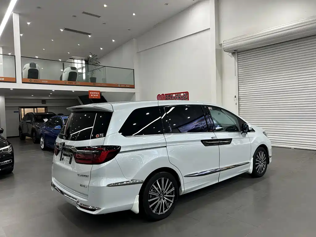 Alison 2024 2.0L e:HEV Extreme Edition купить на сайте DeffCars