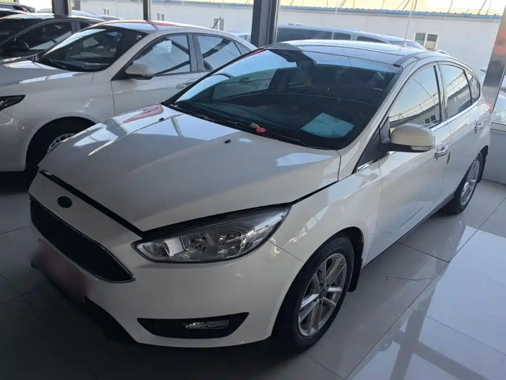 Focus 2018 hatchback classic 1.6L automatic stylish smart mobility version купить на сайте DeffCars