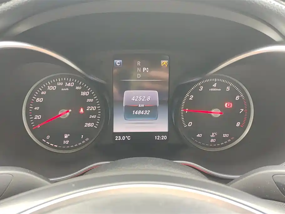 Mercedes-Benz C-Class 2016 C 200 L Sports купить на сайте DeffCars