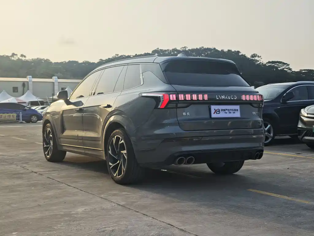 Lynk & Co 09 2021 2.0T Halo six-seater купить на сайте DeffCars