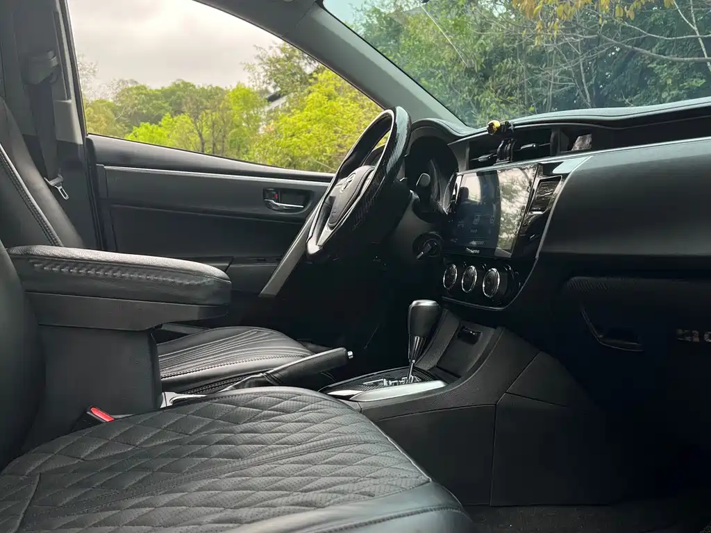 Corolla 2017 1.2T CVT GL купить на сайте DeffCars