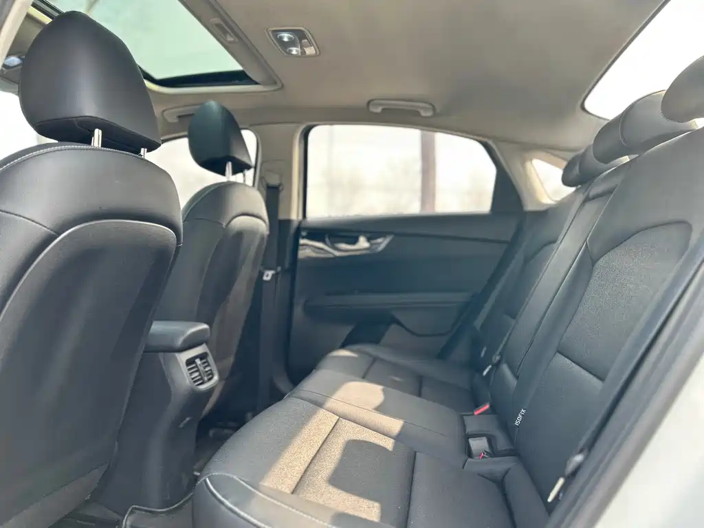 Kia K3 2021 1.5L CVT Fashion Edition купить на сайте DeffCars