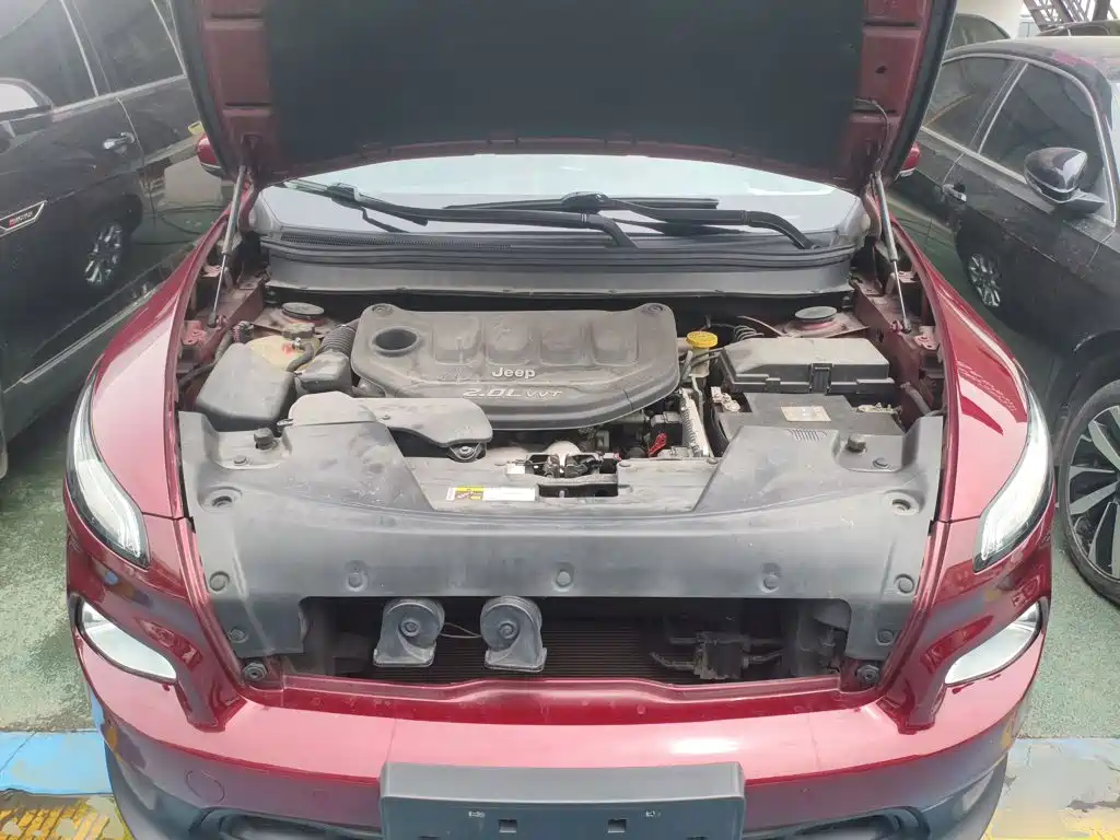 Cherokee (Китай) 2016 2.0L Superior Edition купить на сайте DeffCars