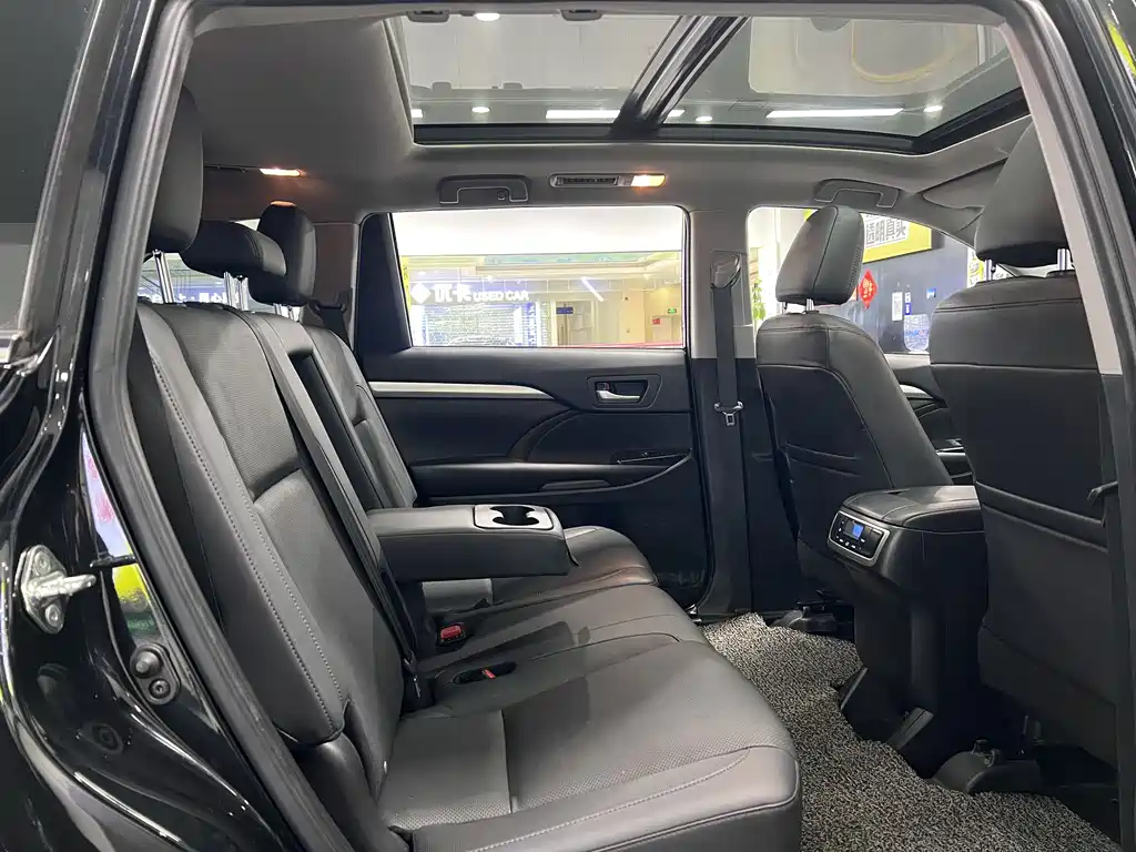 Highlander 2018 2.0T four-wheel drive premium version, 7 seats, National VI купить на сайте DeffCars