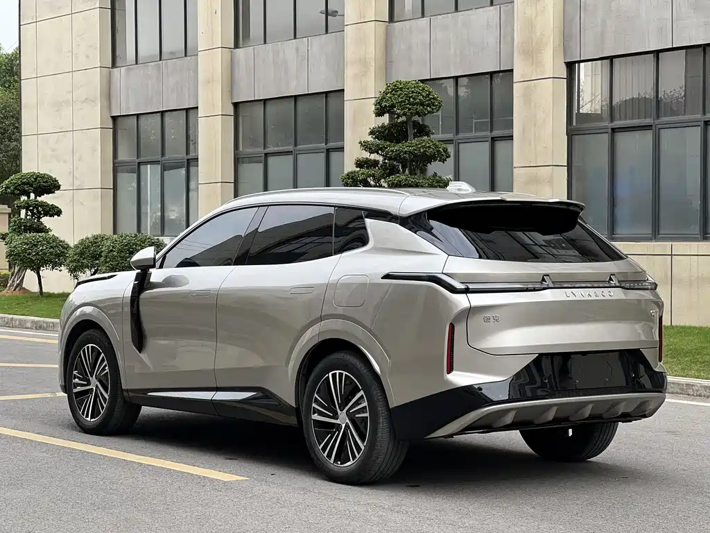 Lynk & Co 08 EM-P 2023 model 120km long range Halo купить на сайте DeffCars