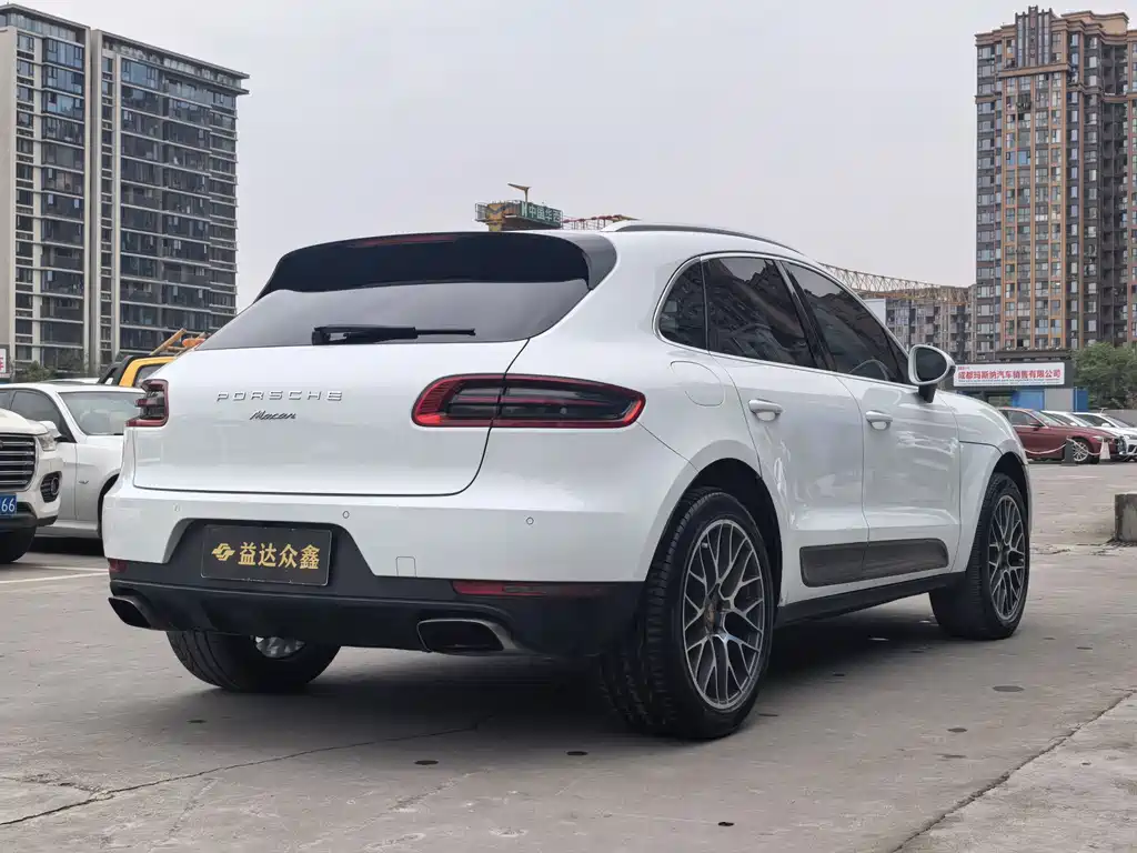 Macan 2014 Macan 2.0T купить на сайте DeffCars